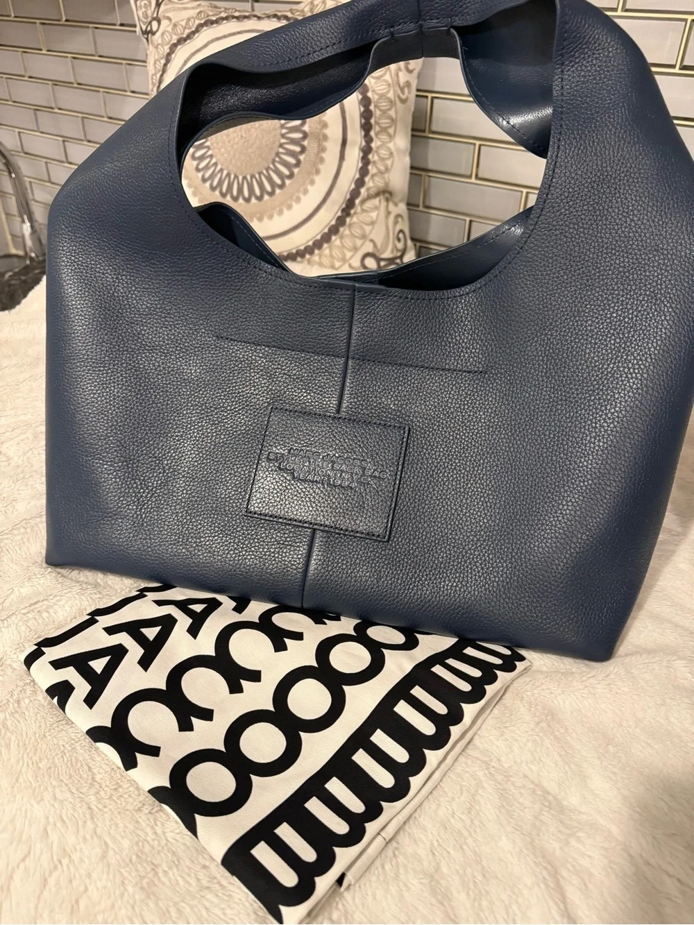 Marc Jacobs The Sack Bag in Blue Sea (Navy)